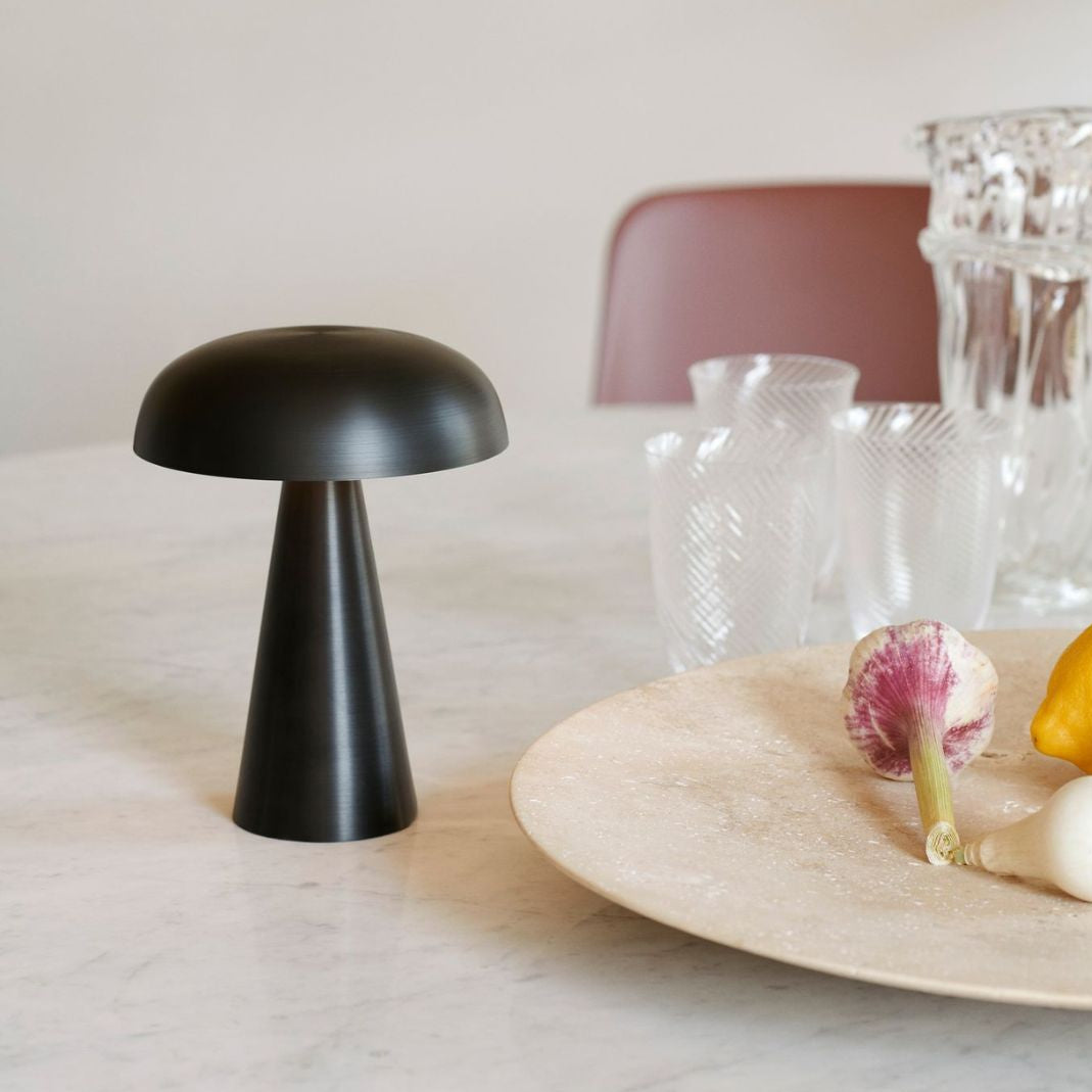 Dahlia | Lámpara de mesa